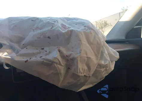 2022 Tesla Model Y Long Range Dual Motor All-Wheel Drive from USA, damaged, VIN 7SAYGDEE5NF487380